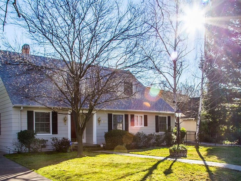 1st image of 3411 College Ave