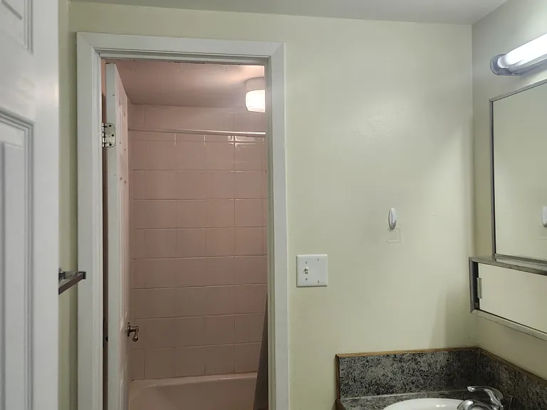 815 E Ivinson Ave #4 — Photo 6