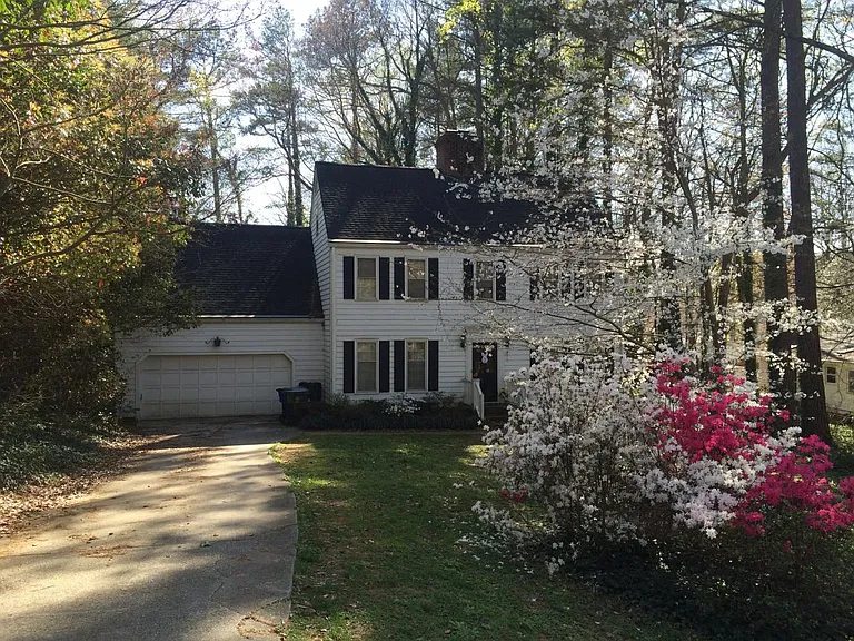 *Nice landscaping(lots of azaleas),beautiful cherry tree, holly bushes, camelias, and daffodils
 Lots of songbirds.
