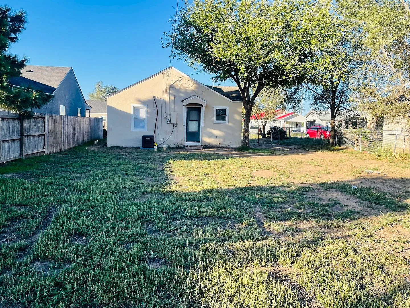 2 Bed 1 Bath Home! — Photo 4