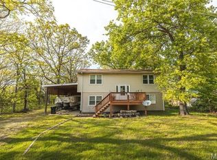1109 Pawnee Dr, Cuba, MO 65453