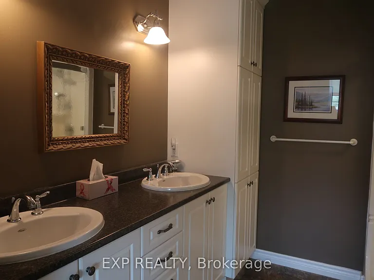2674 Lakeshore Dr — Photo 11