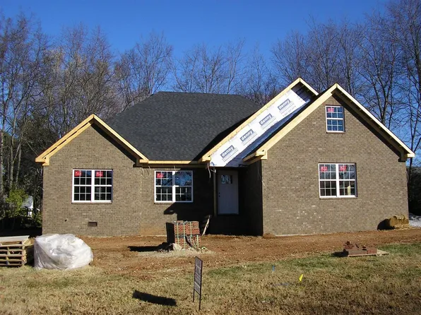 100 N Pointe Dr, Franklin, KY 42134