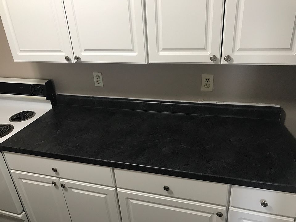 2nd image of 360 State Road 25 W APT Aa6