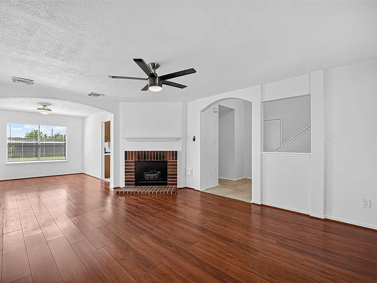 1806 Oak Ridge Dr — Photo 7