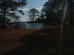 6304 Old Swimmin Hole Ln, Gloucester, VA 23061