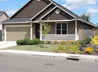 932 Kaylee Ave, Junction City, OR