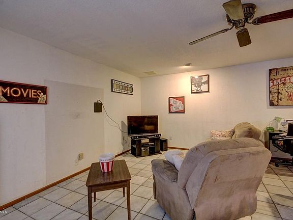 4th image of 2042 W Dartmouth St