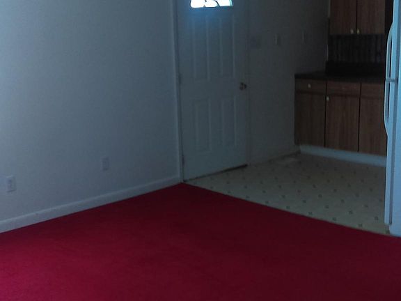 4th image of 1206 Newland Hollow Rd