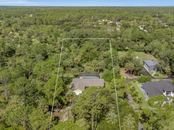 121 16th St NE, Naples, FL 34120