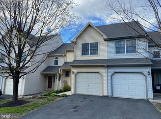 1926 Deer Path Rd, Harrisburg, PA 17110