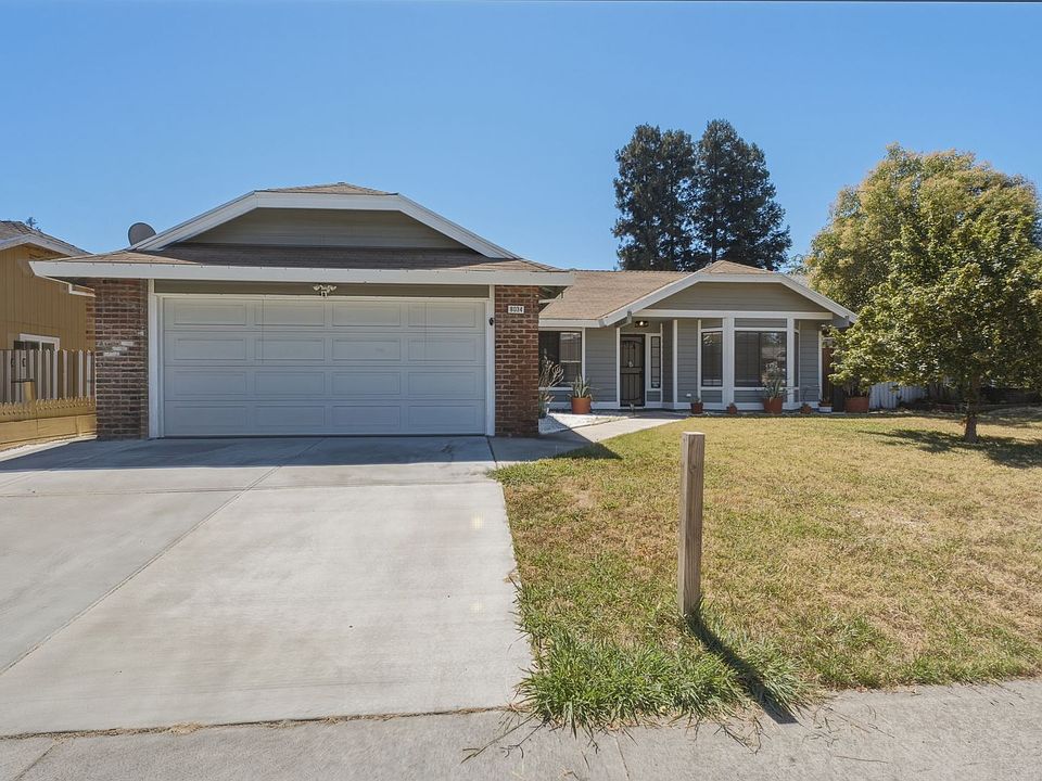 1st image of 8034 Fairlands Way