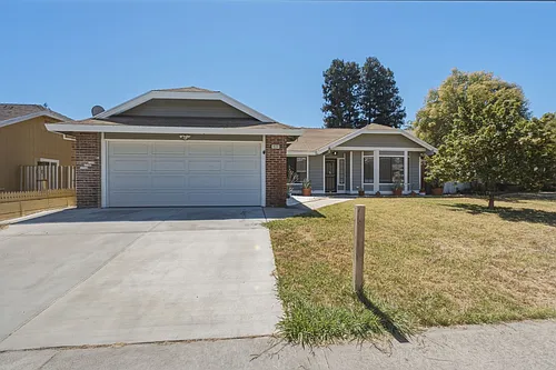 8034 Fairlands Way Photo 1 8034 Fairlands Way Photo 1