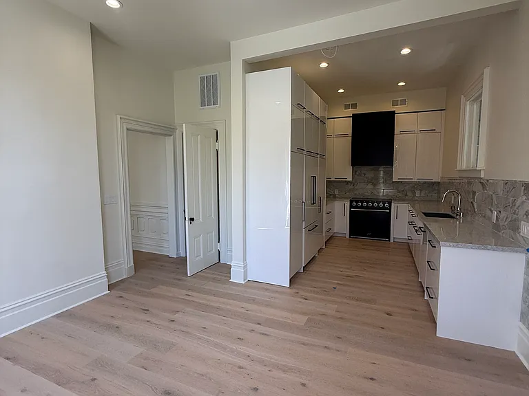 447 Noe St #447 — Photo 35