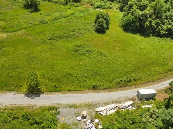 Creekside Trl Lot 211, Bristol, VA 24201