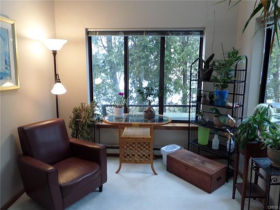 5th image of 8259 Honeysuckle Dr