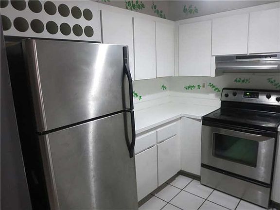 2nd image of 10301 SW 147th Court Cir