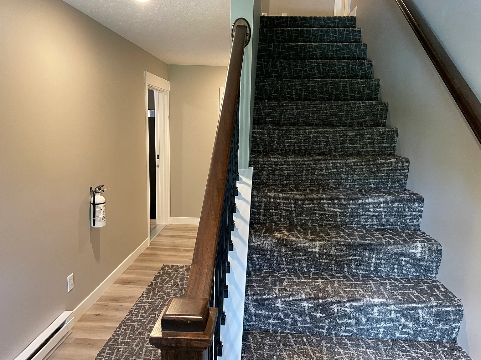 1 bed, 800 sqft, $1,350 — Photo 4