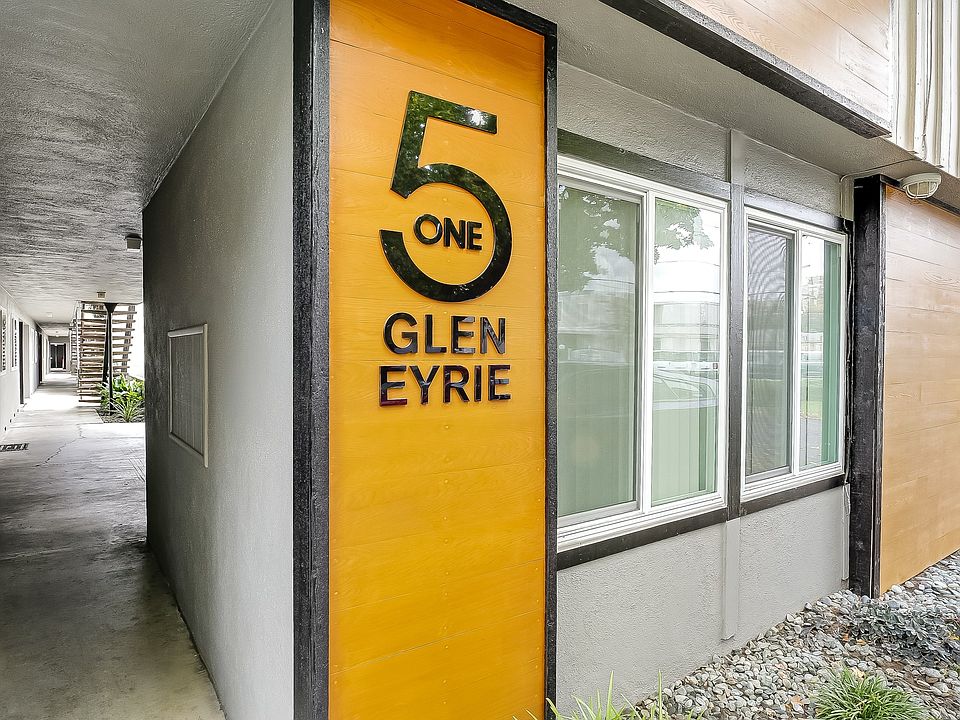 1st image of 51 Glen Eyrie Ave APT 2