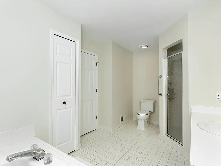 37743 Avon Ln — Photo 22