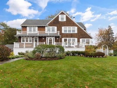 34 Flint St, Marblehead, MA, 01945