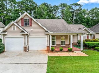 14 Avondale Cir, Newnan, GA 30265