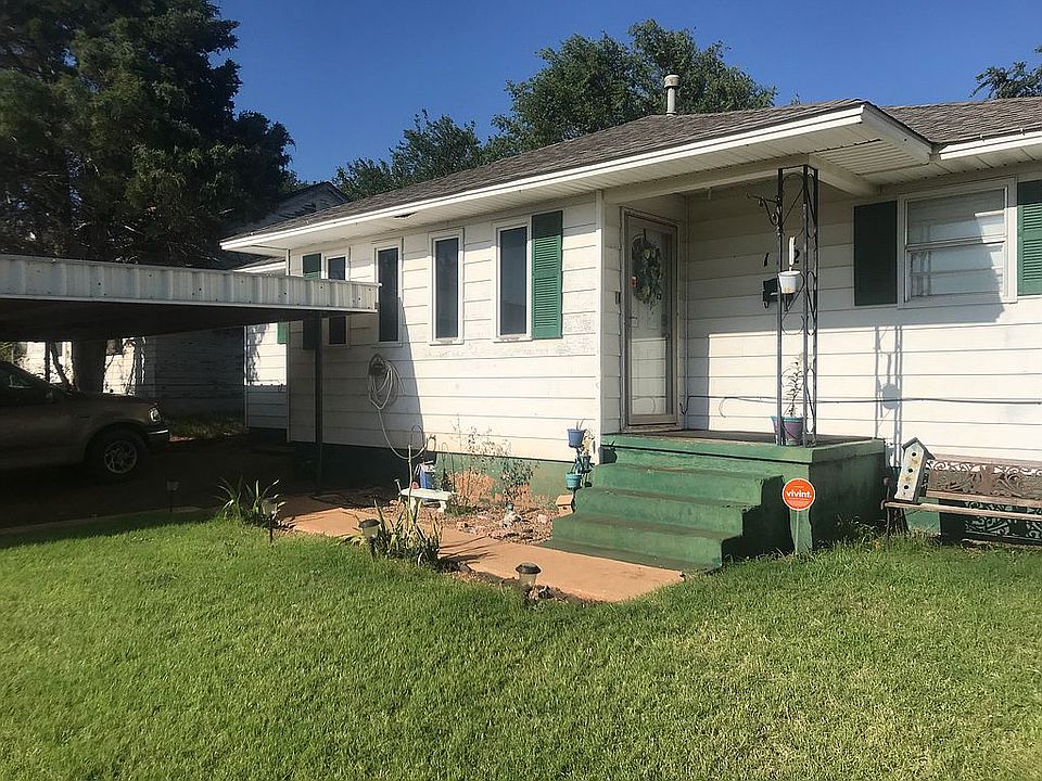 2nd image of 112 Blackburn Blvd