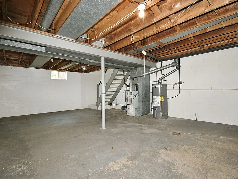 427 Manor Rd #3 — Photo 25