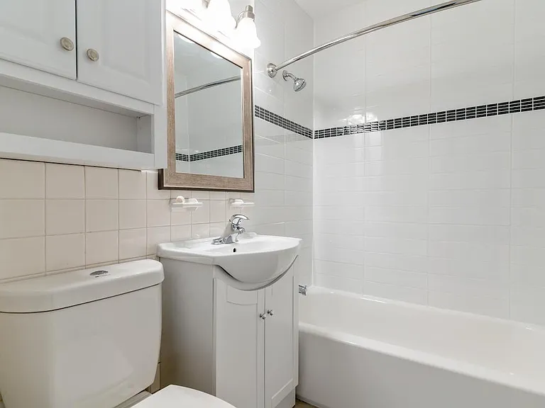 11 Dervock Cres #75 — Photo 10