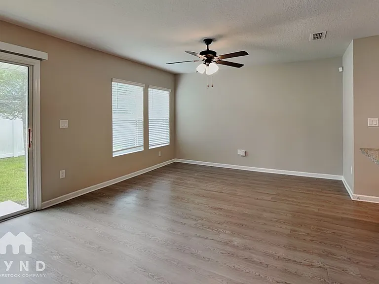 12714 Camden Crossing Dr — Photo 7