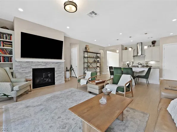 12350 Tudor Arch Dr, Las Vegas, NV 89138