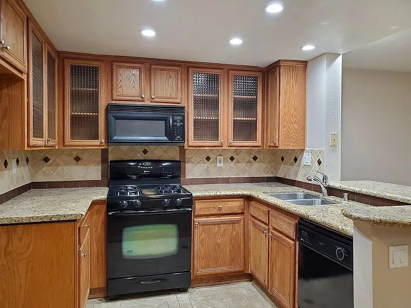 1 bed, 1.0 bath, 812 sqft, $2,750 — Photo 4