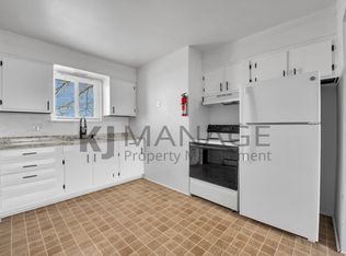 15-4022 Columbus St, Wayne, MI 48184