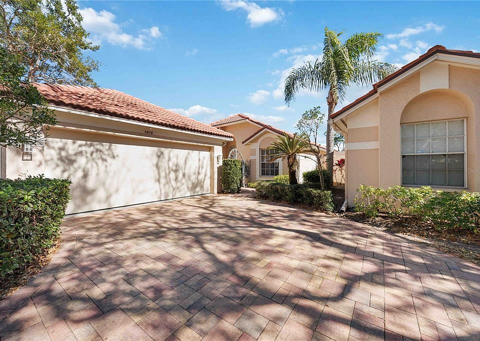 1st image of 4076 Lyndhurst Ct