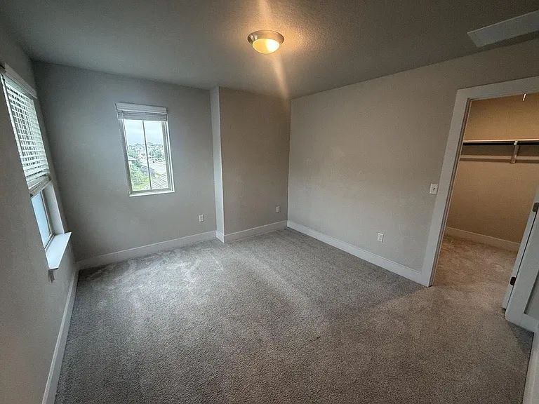 8615 McKamy Dr — Photo 16