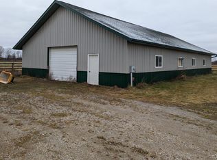 7102 Pierce Rd, Freeland, MI 48623