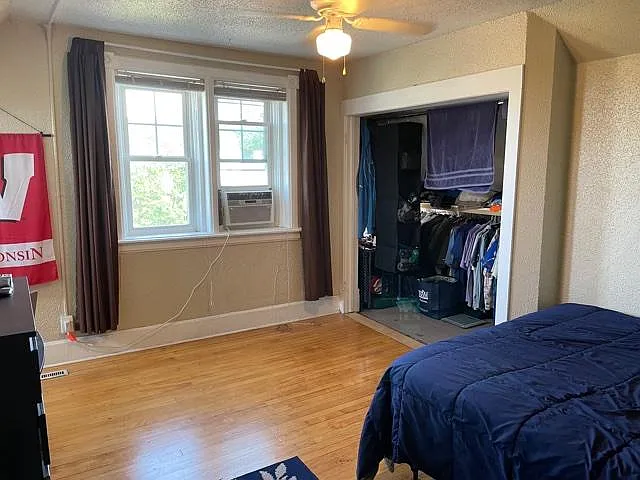 1515 N Cass St #6 — Photo 5