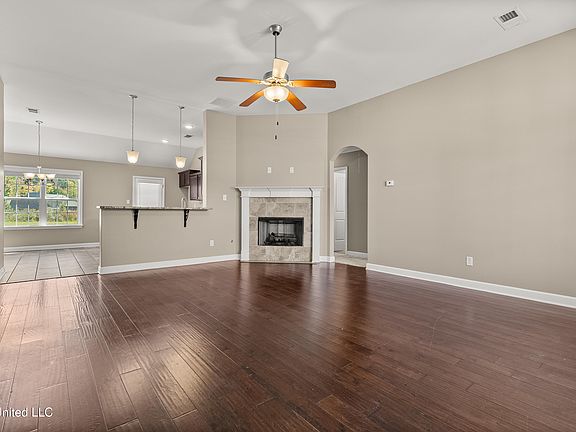 2nd image of 5846 Richard Place Dr