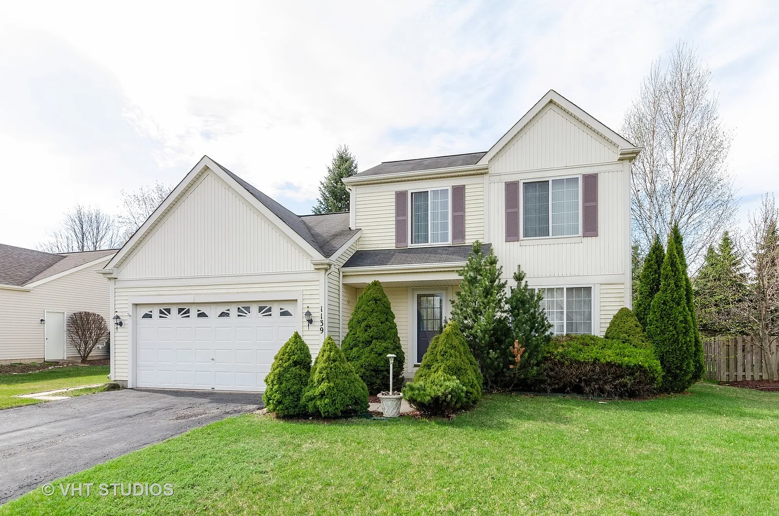 1139 Sawmill Ln photo 1