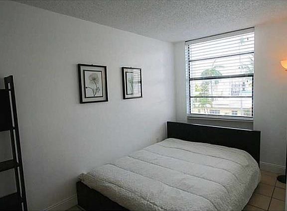 3rd image of 710 Washington Ave APT 405