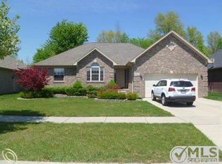 37347 Willow Creek Ln, New Baltimore, MI 48047