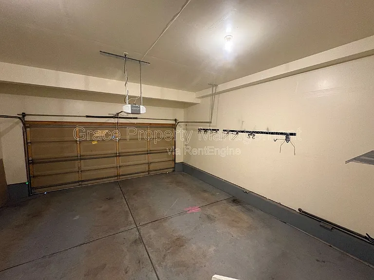 1730 S Poplar St — Photo 11