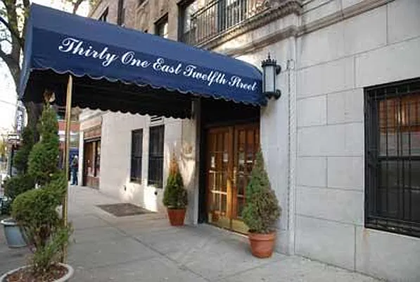 Rented by Buchbinder & Warren | media 10