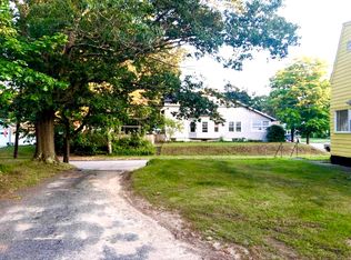 68 Eddington St, Pawtucket, RI 02861