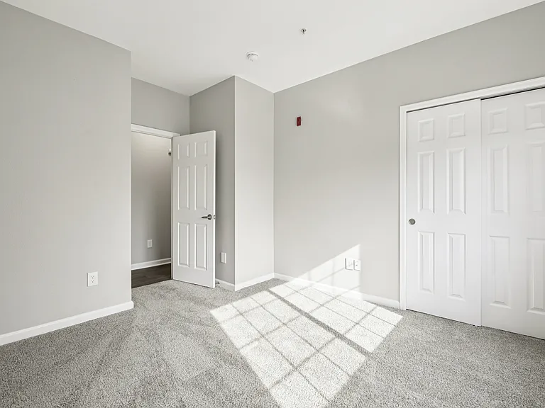 Lowry North — Photo 19