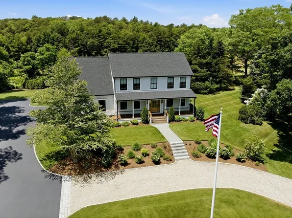 635 Santuit Newtown Rd, Barnstable, MA 02630