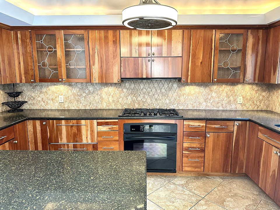 2nd image of 1616 Atlantic Blvd APT 5