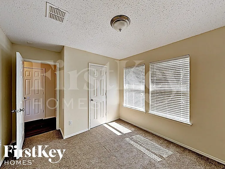 6053 Arabian Ave — Photo 9