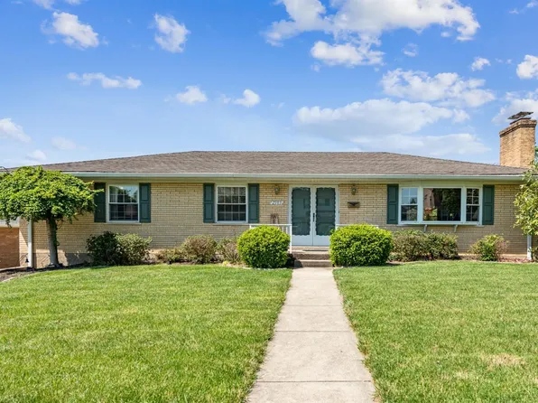 2989 Chardale Ct, Cincinnati, OH 45248