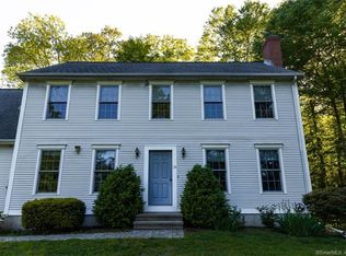 15 Heritage Brook Dr, East Haddam, CT 06423